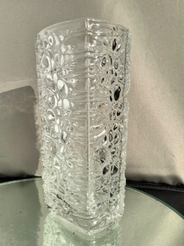 053a9e1c 895d 42d1 8dc5 5712a4ecdbe0