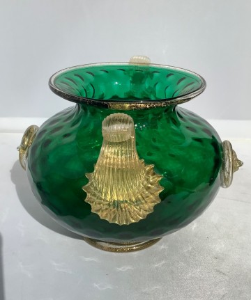 05fb32e7 14f0 4930 b479 ed4246d95c4f