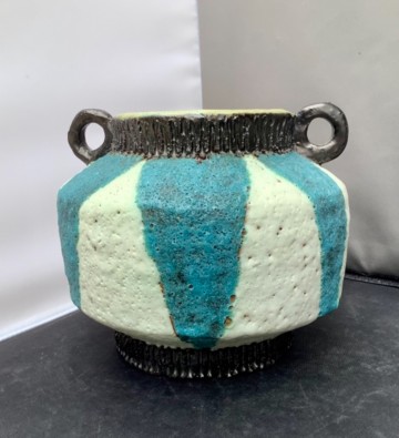 0749b94f 49ae 4e62 a0b8 6e9fe30d44f8