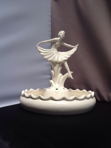 18b81ebf ad7f 452d 8aef 69f0a383e774