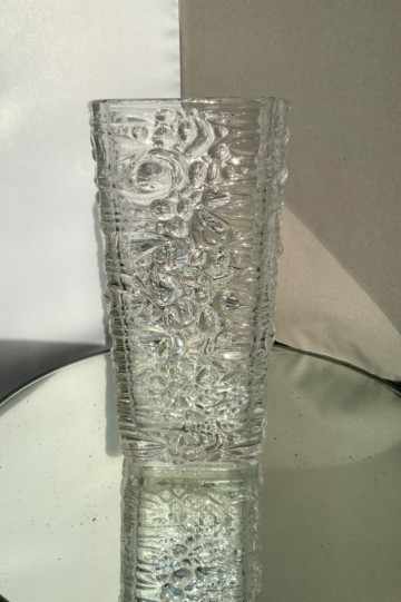 1a3d50cd 420f 484e bd94 dd71e39f4239