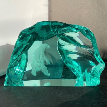 2b5681b4 f4ff 4e94 b595 241e34972801