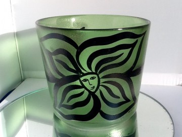 3e65654b aba9 4294 b817 ec098d26ff00