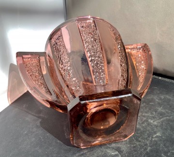 5685ffaa af5b 4d98 9d0e bc92379e37e3