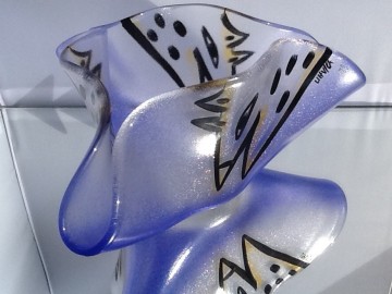 6f9ef5e1 b449 42b4 a7e3 9474d3e24d8b