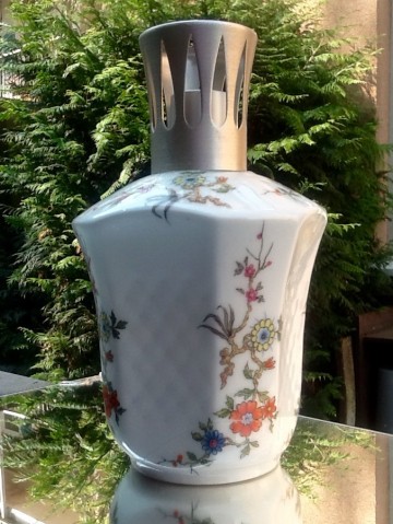 D1e0b468 336e 4456 b4c0 475d34975c63