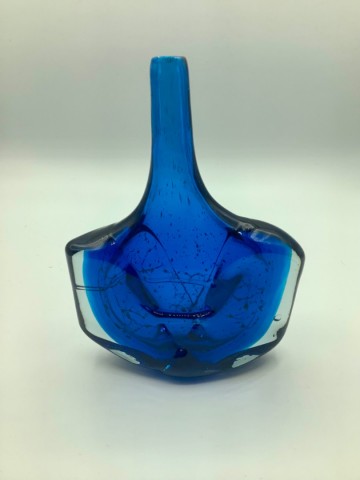 Fe15b1d2 117f 4ab8 88d8 94b7ec0387ba