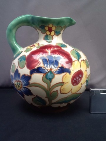 Merida vaas,Regina Kunstaardewerkfabriek,Gouda.